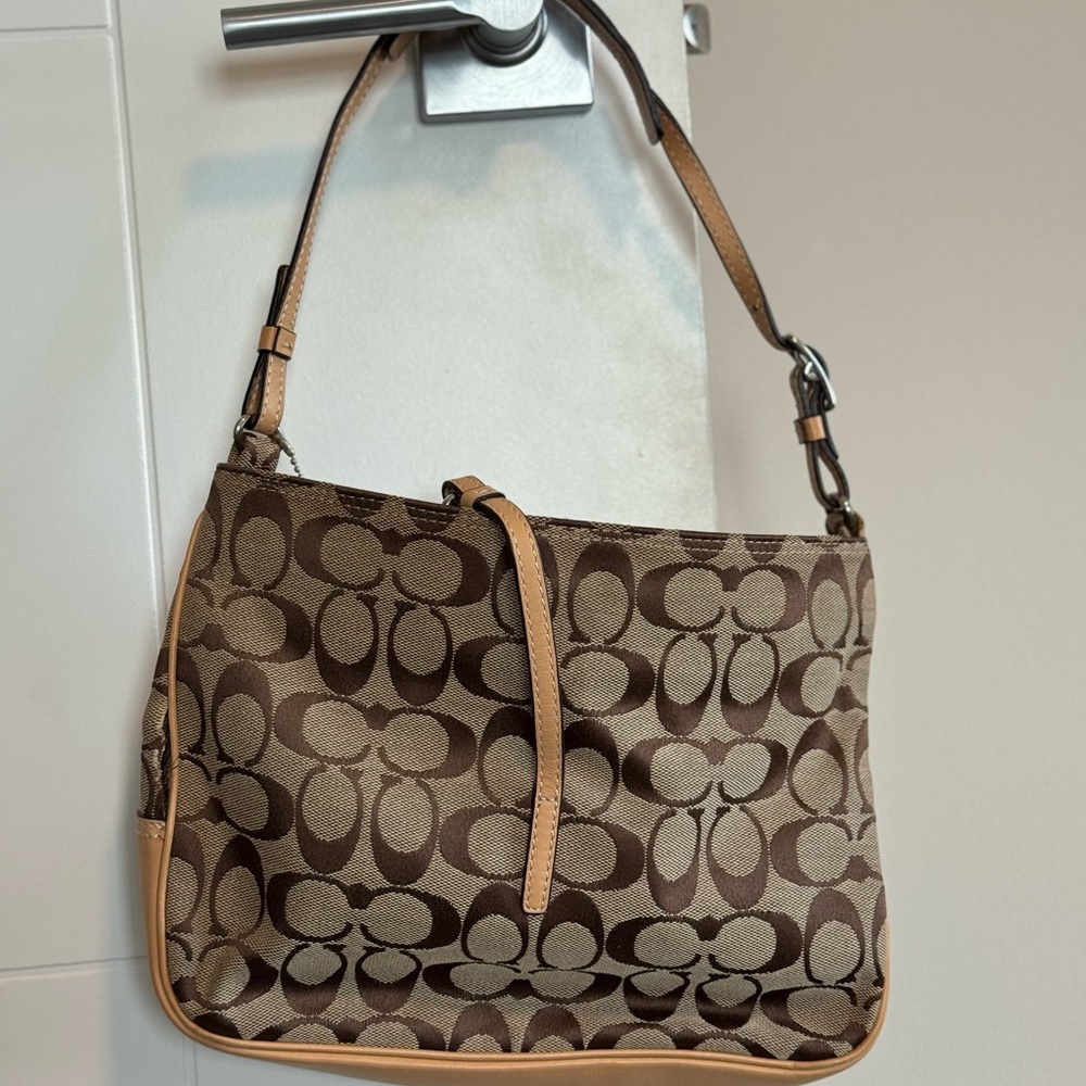 Coach Tan and Brown Signature Shoulder Bag - Picture 2 of 6
